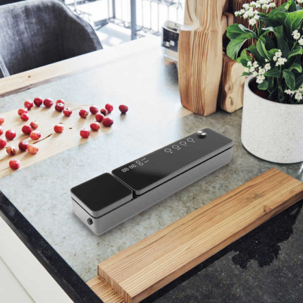 USB Rechargeable Vacuum Food Sealer High Quality Automatic for Household Use for Food Preservation